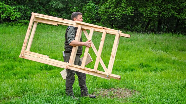 Tragen, Aufklappen, Jagen